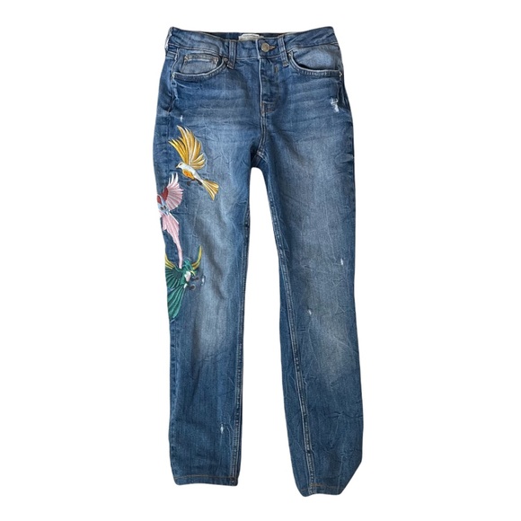 Zara Denim - Zara Trafaluc Denimware Embroidered Mid Wash Blue with Birds Size 4